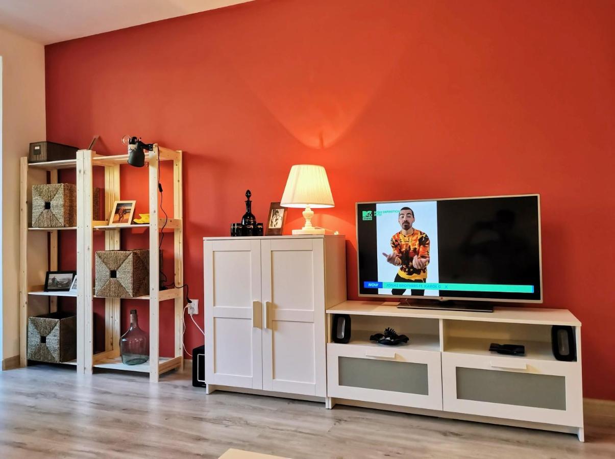 Cosy 2 Rooms Apartment With A View Near The Forest Predeal Exterior photo